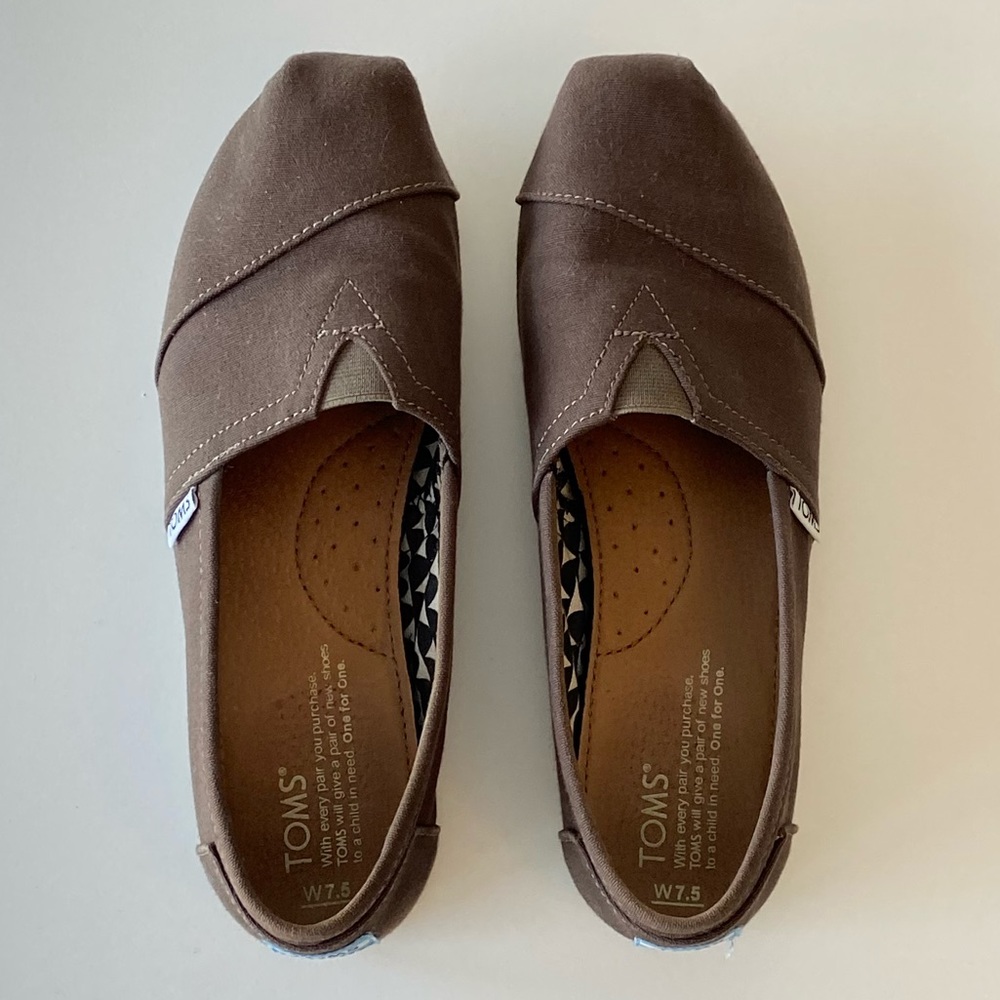 Toms Alpargata Canvas Ash! WELL LOVED! Comfy!
